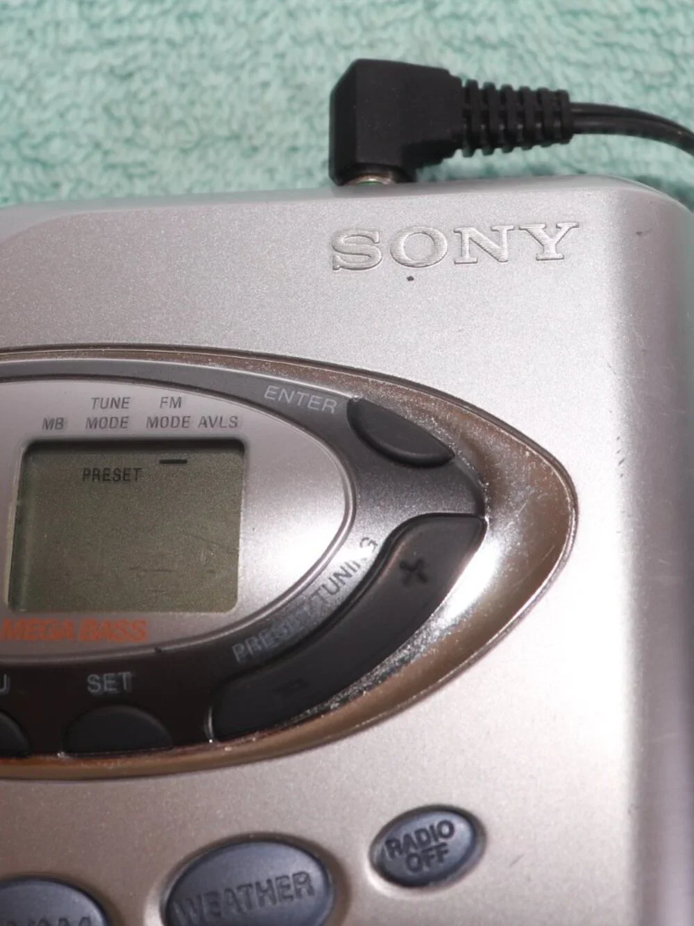 Sony Walkman WM-FX290W Radio Cassette Player FM/AM Mega Bass w/ Headphones
